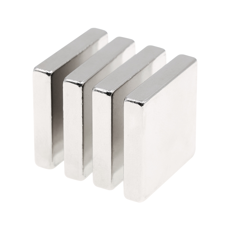 بلوک آهنربای دائمی 4