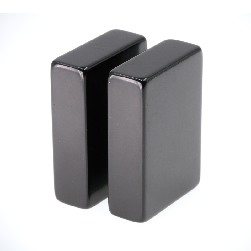 مگنت دائمی 7 را مسدود کنید