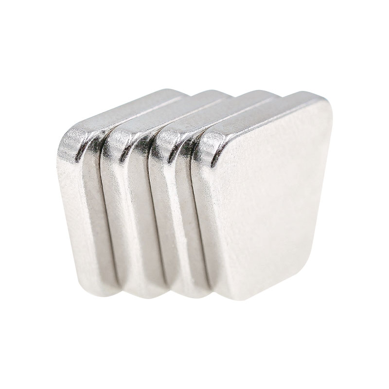 آهنربای دائم ذوزنقه ای