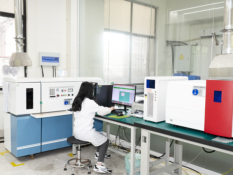 سیستم اندازه گیری دقیق برای مواد مغناطیسی دائمی